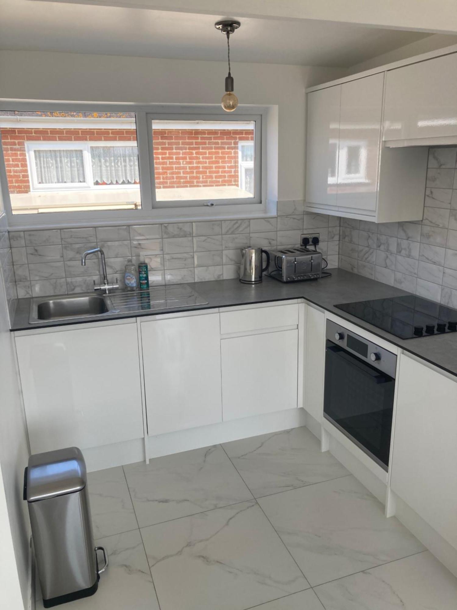 2 Bed Chalet Romney Sands Greatstone Bagian luar foto